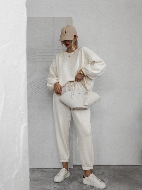 Komplety damskie z Fearless – na sportowo czy elegancko?
