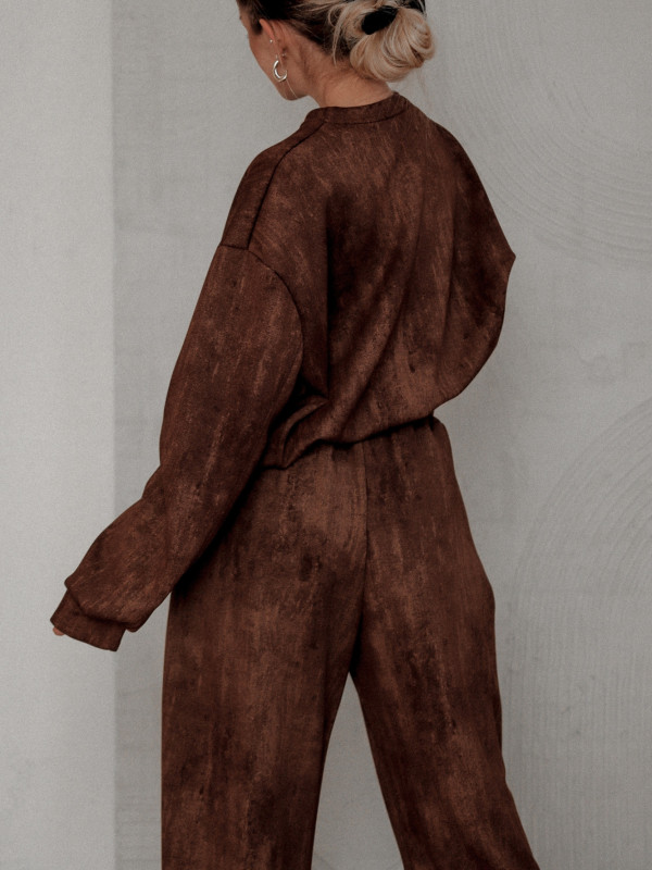 BLUZA AVENUE ELAN O LUŹNIEJSZYM KROJU CZEKOLADOWA 1