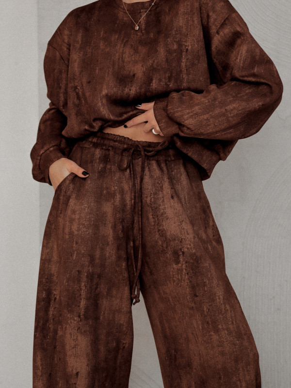 BLUZA AVENUE ELAN O LUŹNIEJSZYM KROJU CZEKOLADOWA 4